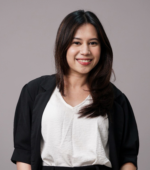 Rr Dini Putri Larasati